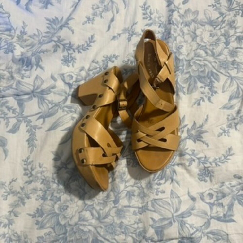Korkease Natural Deborah Leather Studded Sandals size 8